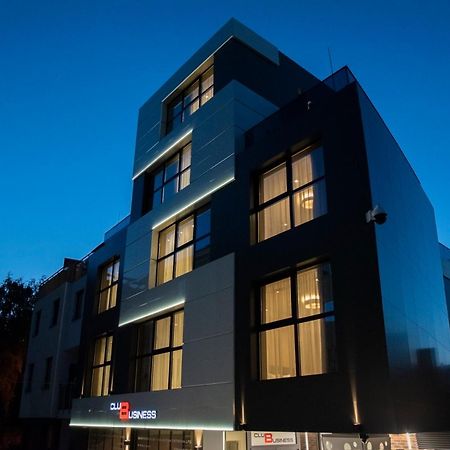 Family Hotel Business Club Shumen Ngoại thất bức ảnh