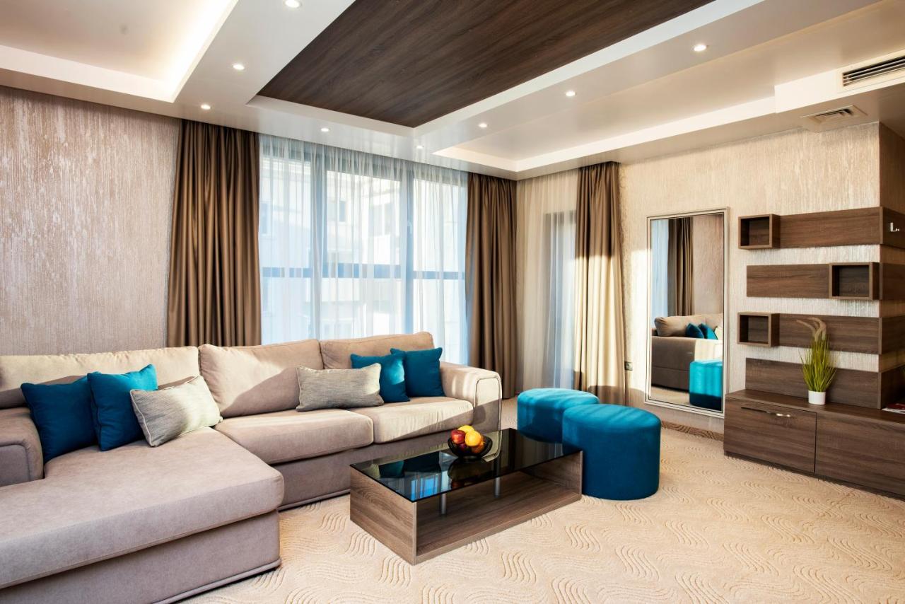 Family Hotel Business Club Shumen Ngoại thất bức ảnh