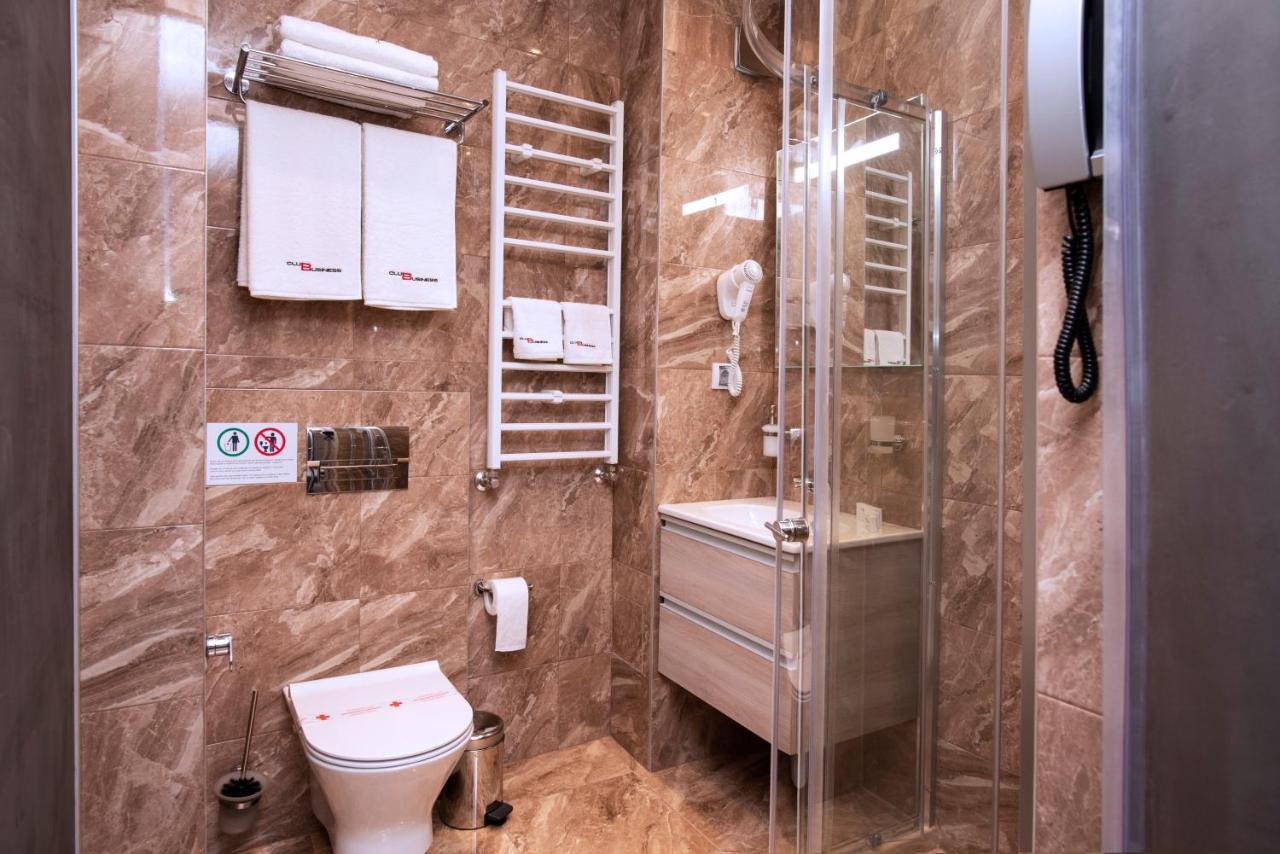 Family Hotel Business Club Shumen Ngoại thất bức ảnh