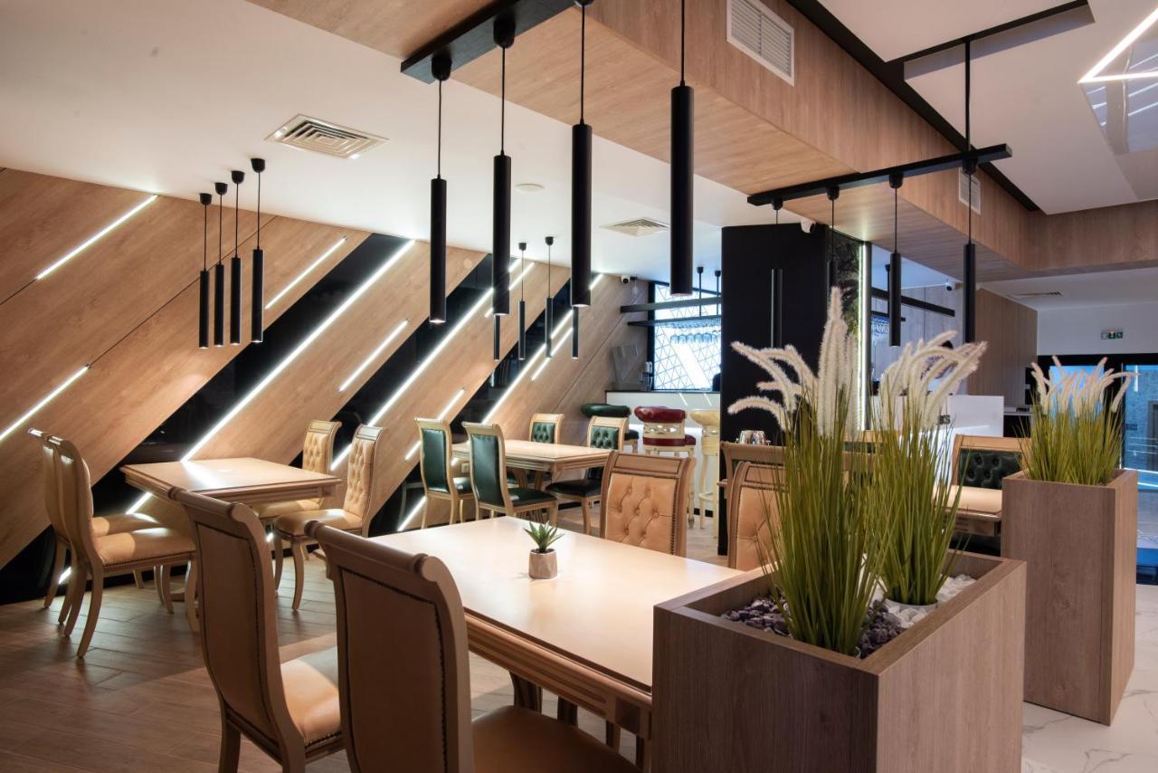 Family Hotel Business Club Shumen Ngoại thất bức ảnh